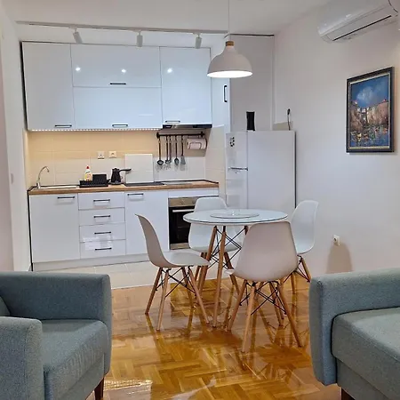 Nest Apartman *