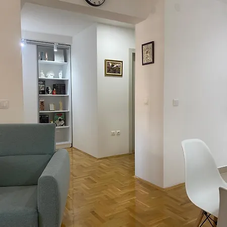 Nest Apartman *