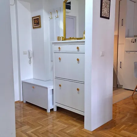 Apartman Nest *